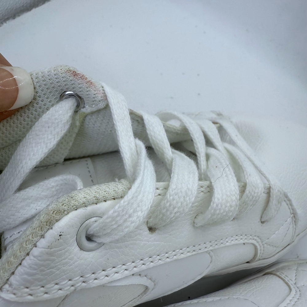 The Children's Place Sneakers White Casual Everyday Shoes Size 6 - Picture 11 of 16